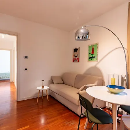 Daniele Flat - Free Wi-fi & M4 Metro Mi Apartmán *