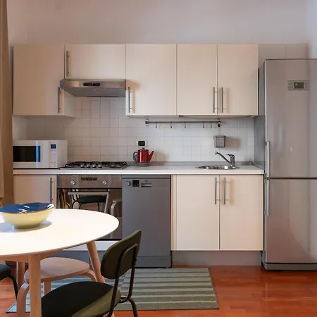 Apartmán Daniele Flat - Free Wi-fi & M4 Metro Mi