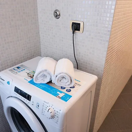 Daniele Flat - Free Wi-fi & M4 Metro Mi Apartmán *
