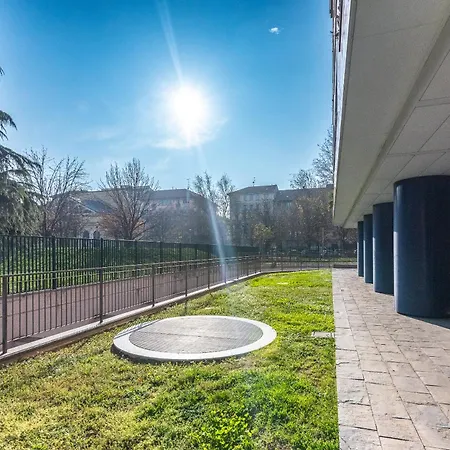 Apartment Daniele Flat - Free Wi-fi & M4 Metro Mi Milan